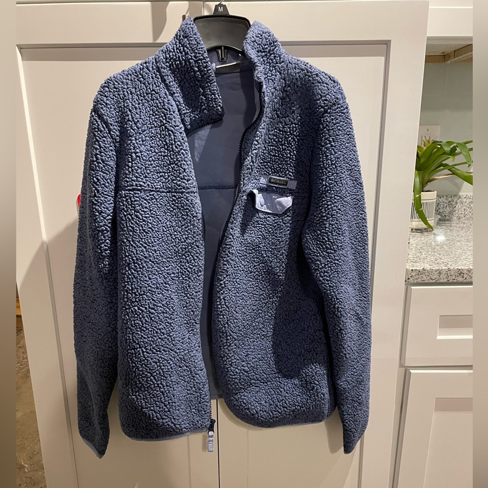 Women’s Columbia Sherpa Zip Up Size Medium